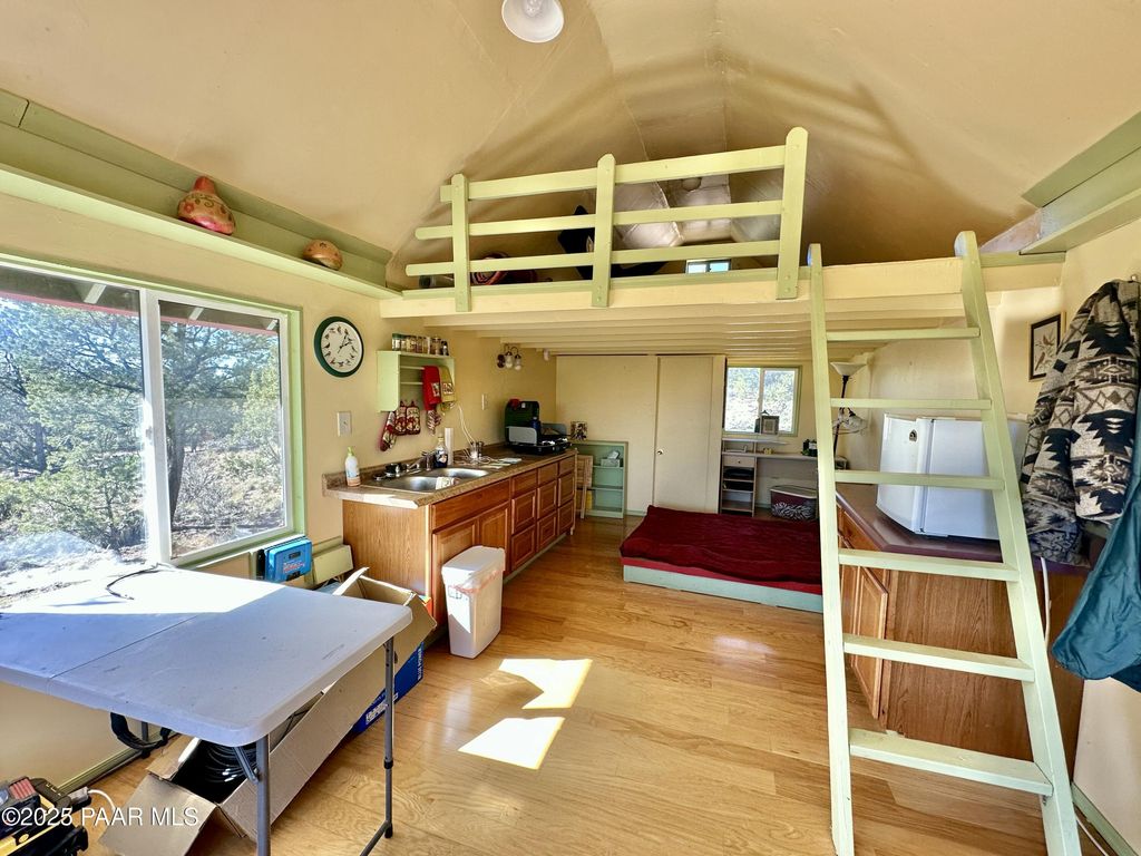 Photo of 30425 W Conejo Road, Seligman, AZ 86337 (MLS # 1077927)