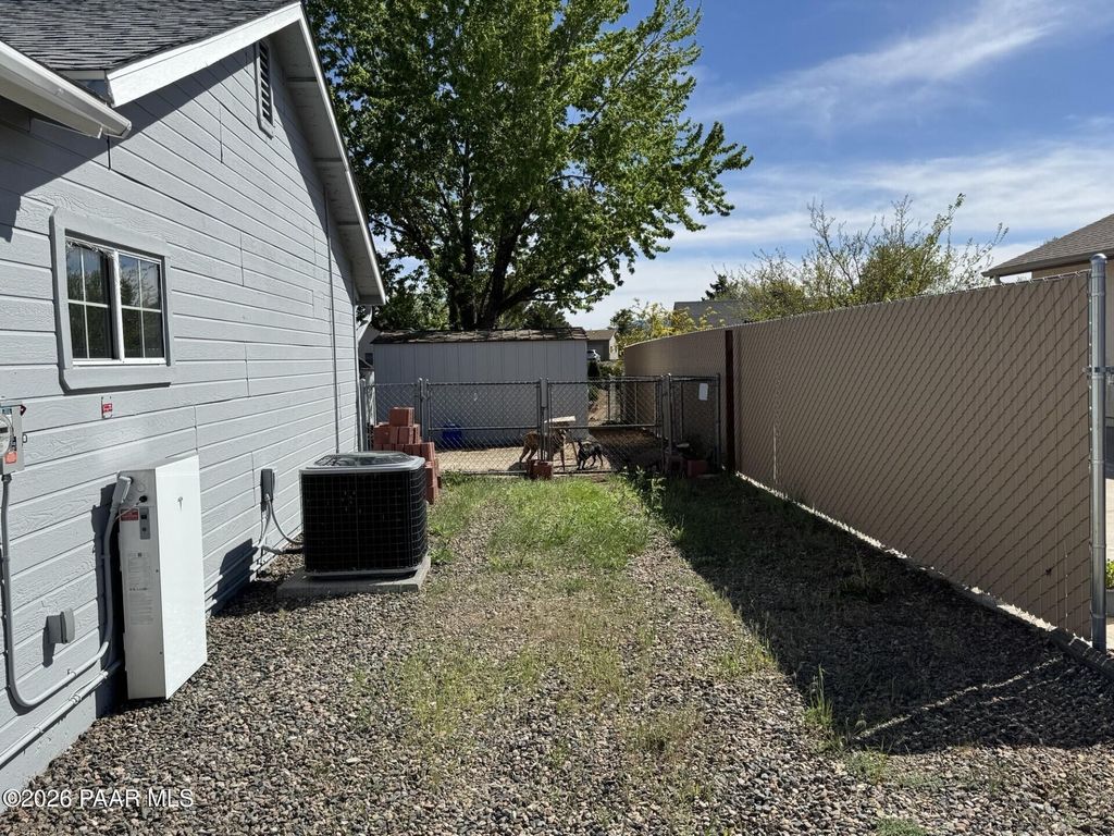 Photo of 8901 E Rowel Drive, Prescott Valley, AZ 86314 (MLS # 1081062)