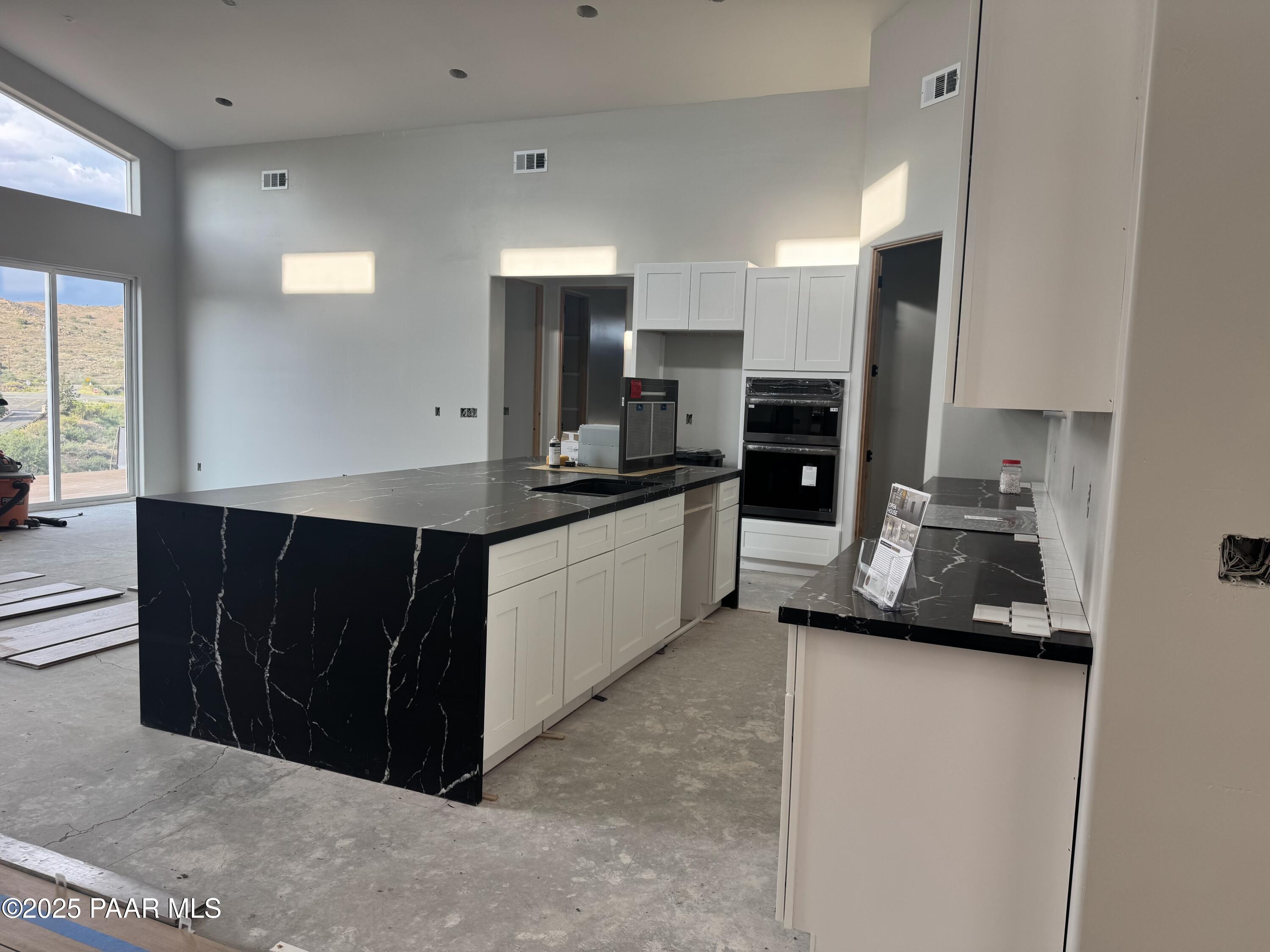 15860 E Broken Bit Road