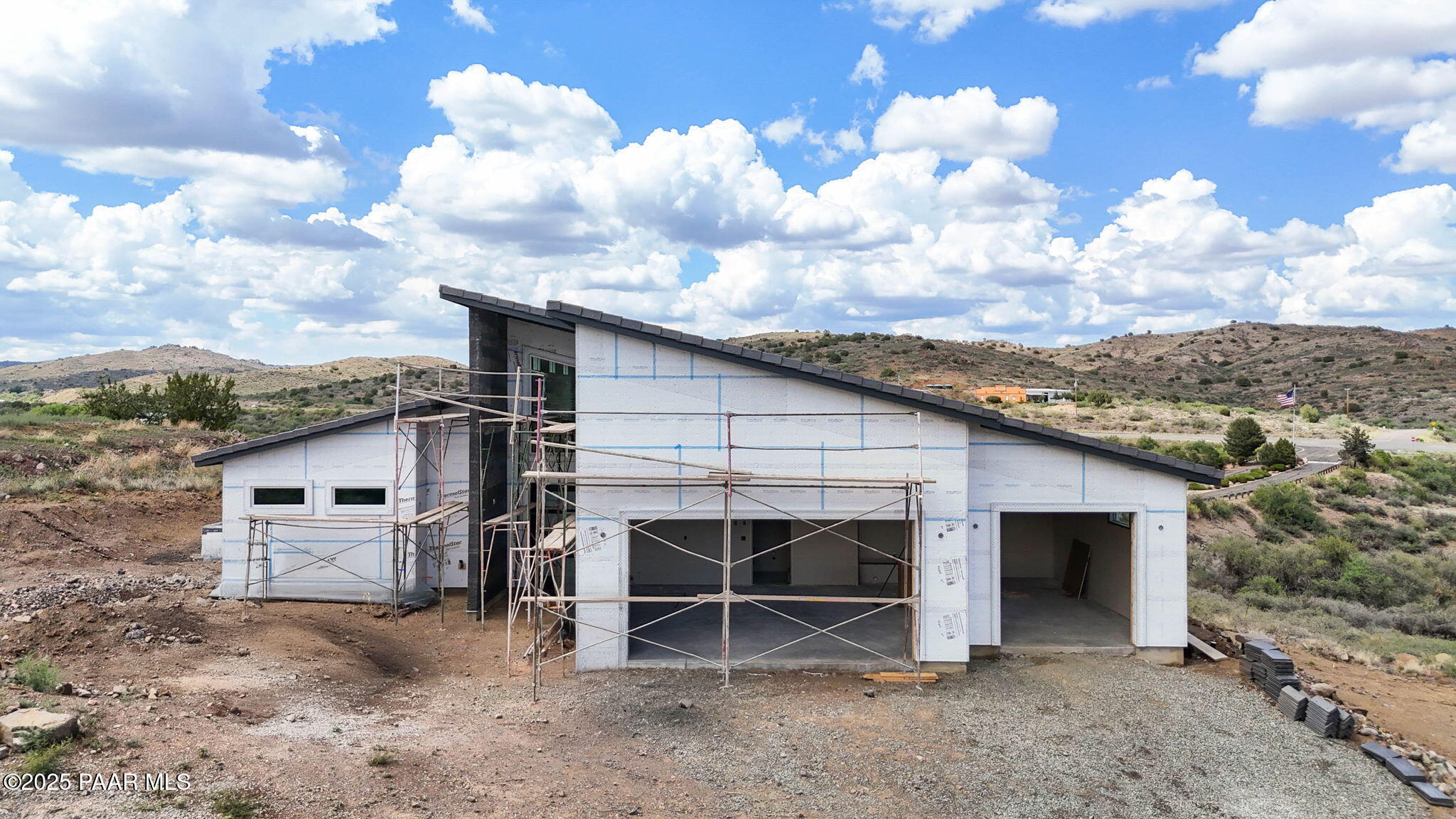 15860 E Broken Bit Road