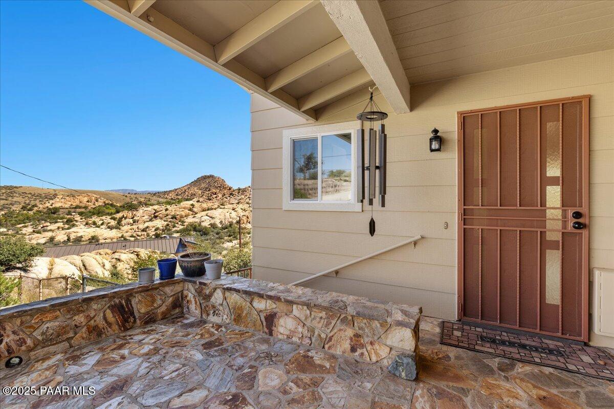 4475 N Hilltop Circle