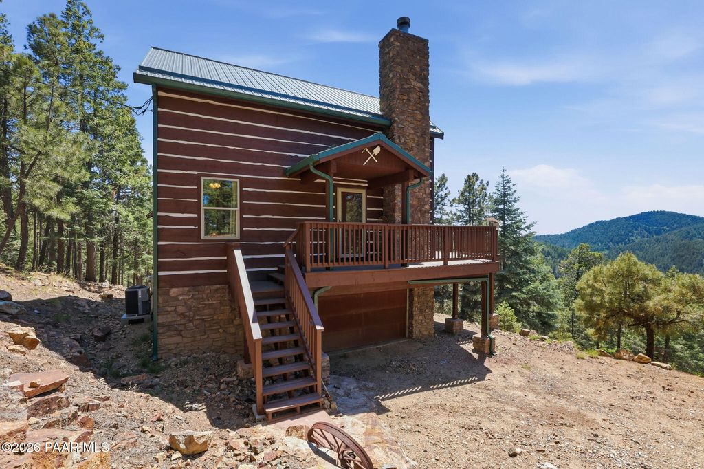 Photo of 2705 E Saguaro Drive, Prescott, AZ 86303 (MLS # 1081929)