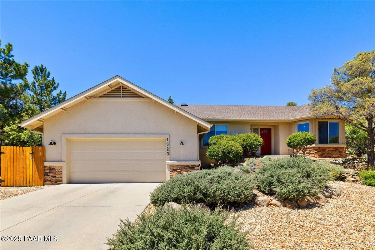1520 Majestic Way