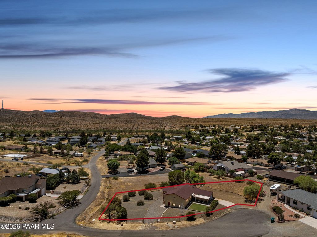Photo of 17571 E Hummingbird Lane, Mayer, AZ 86333 (MLS # 1083490)