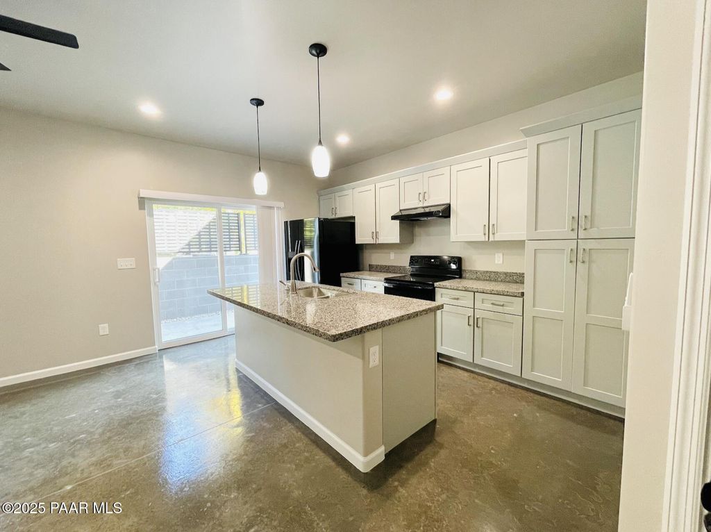 Photo of 720 N Walnut Street #11, Prescott, AZ 86301 (MLS # 1078097)