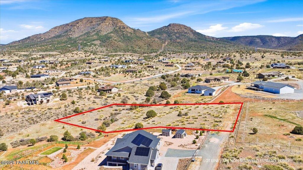 Photo of 0 E Lily Place, Prescott Valley, AZ 86315 (MLS # 1080501)