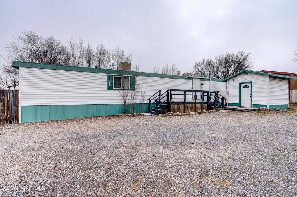 Photo of 349 S Road 1 W #B9, Chino Valley, AZ 86323 (MLS # 1078638)