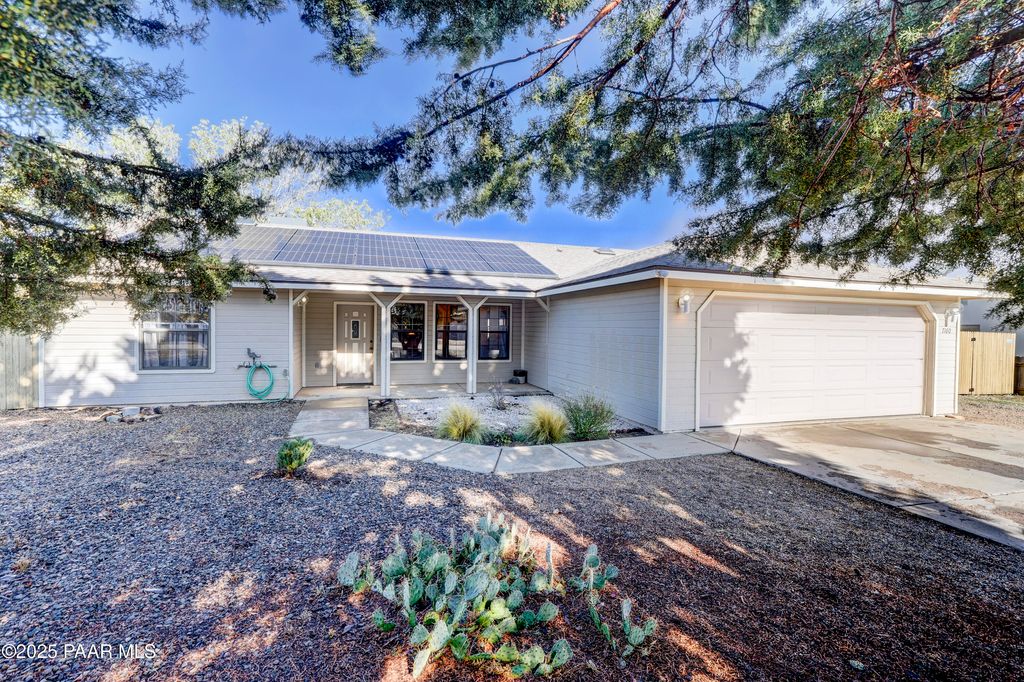 Photo of 7160 E Lobo Way, Prescott Valley, AZ 86314 (MLS # 1078089)