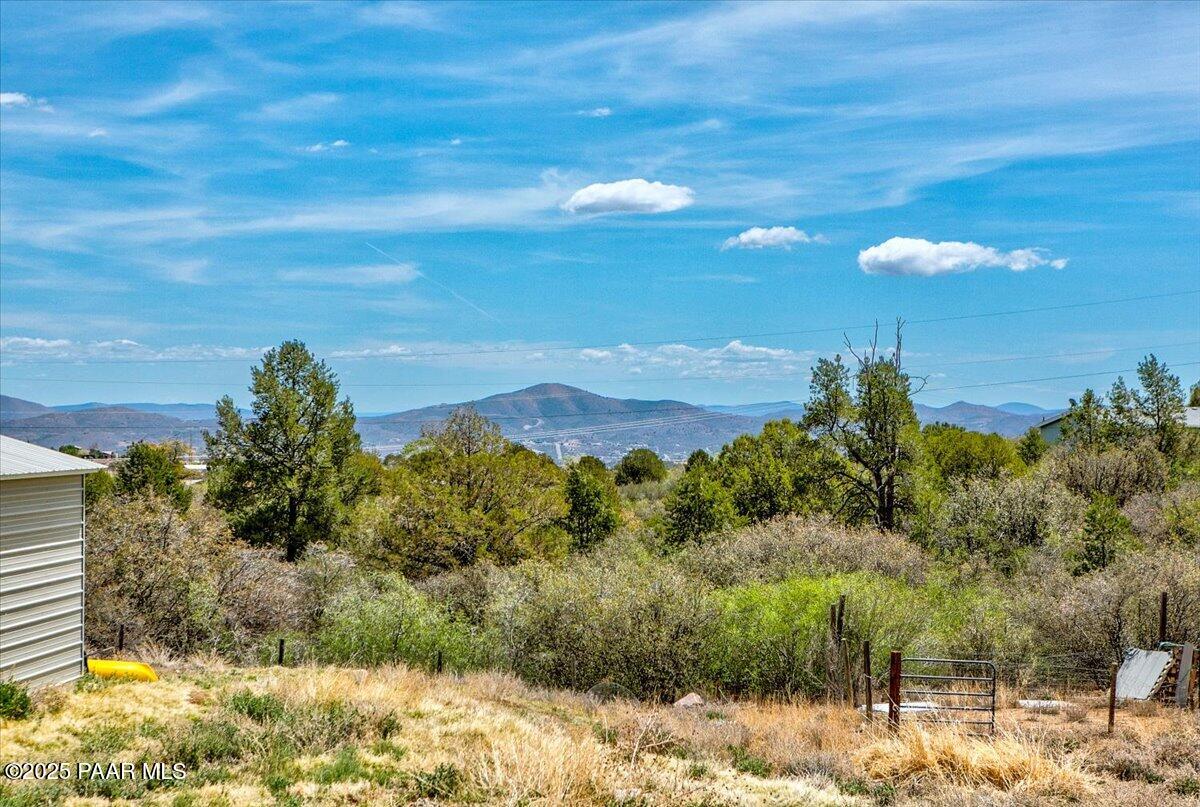 9215 E Smoki Trail
