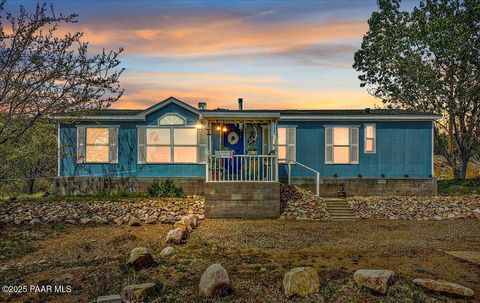 9215 E Smoki Trail Dewey-Humboldt AZ 86327