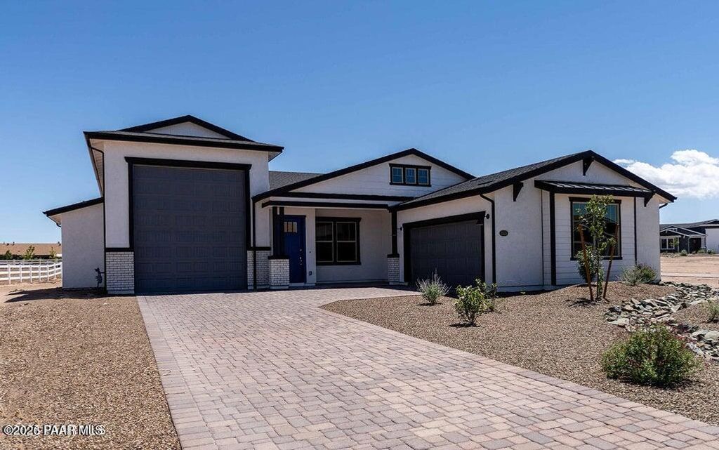 Photo of 2535 Dillon Boulevard, Chino Valley, AZ 86323 (MLS # 1079191)