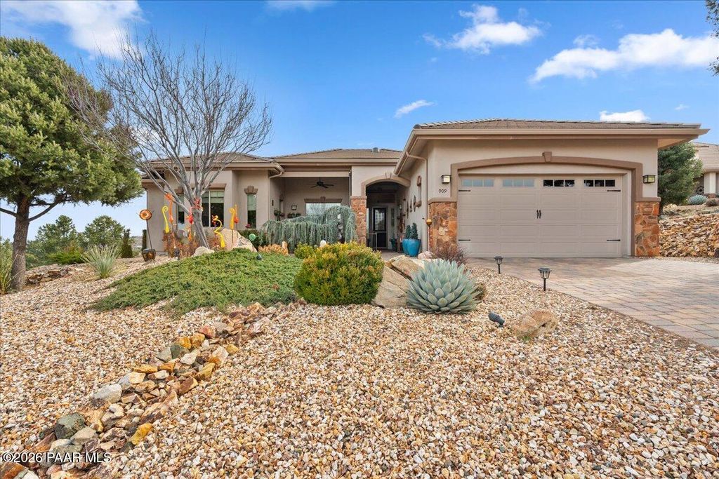 Photo of 909 Daybreak Drive, Prescott, AZ 86303 (MLS # 1079530)