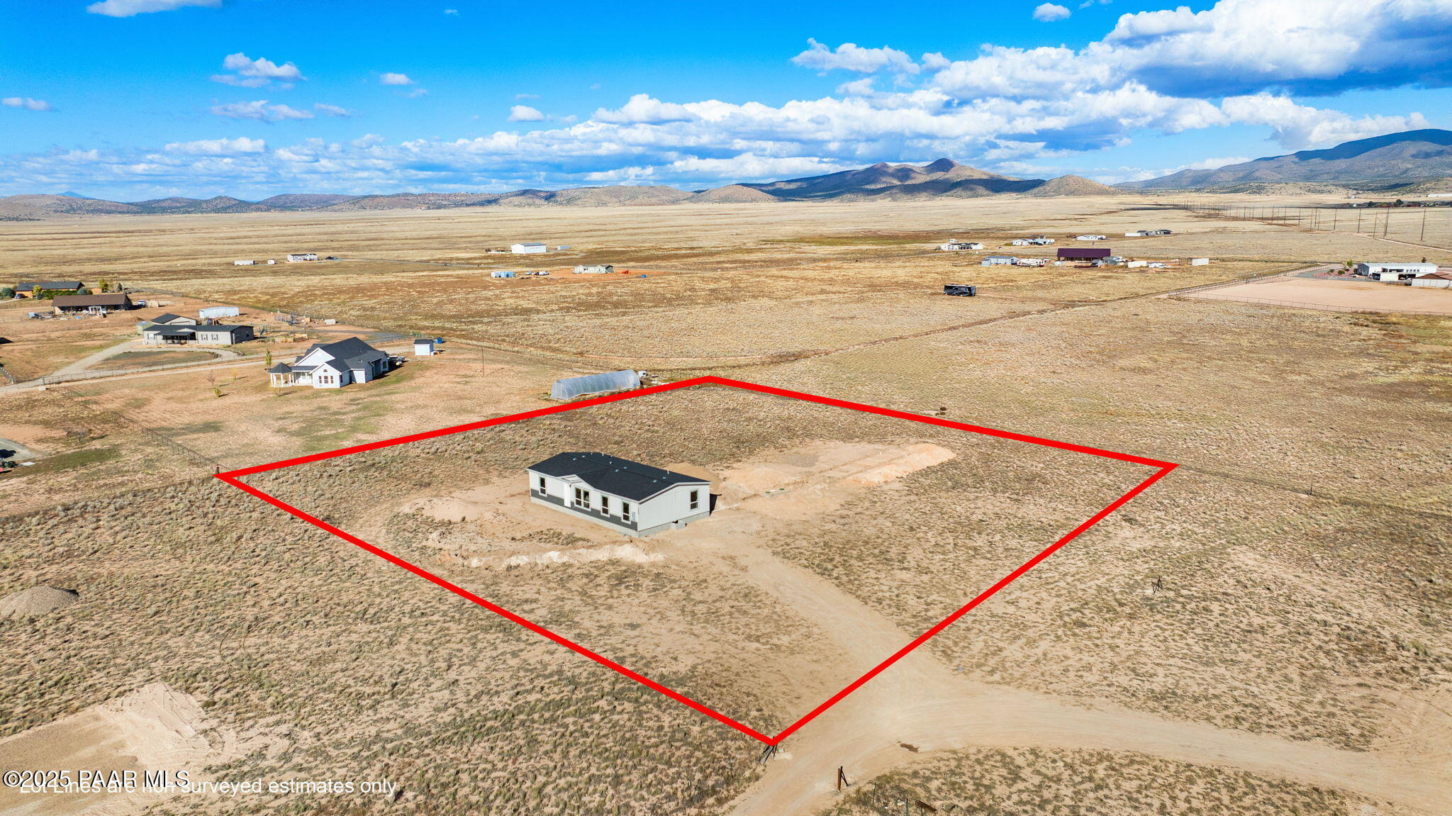 7460 E Bunkhouse Road