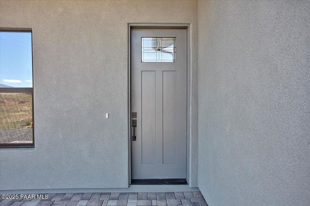 Photo of 9977 E Arrowhead Drive, Prescott Valley, AZ 86314 (MLS # 1079285)