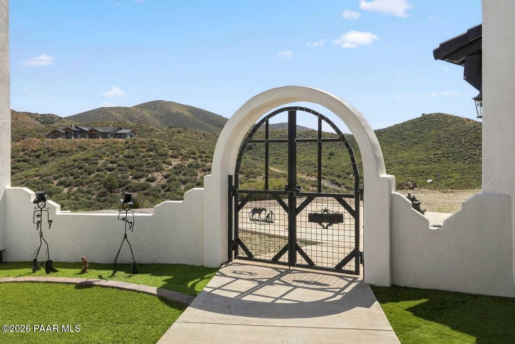 Photo of 1280 S Peach Trail, Dewey-Humboldt, AZ 86327 (MLS # 1085116)