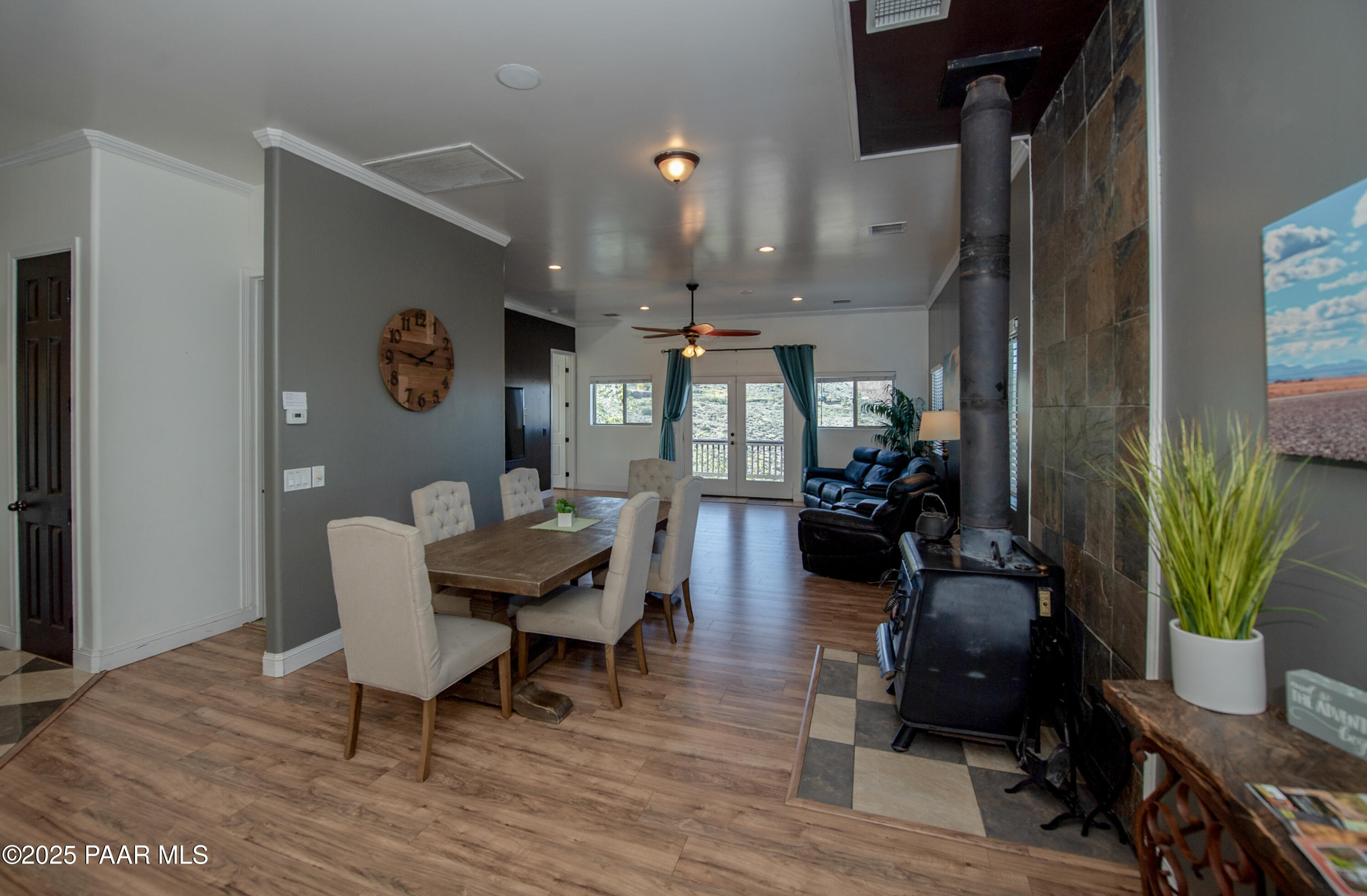 896 Hampshire Avenue