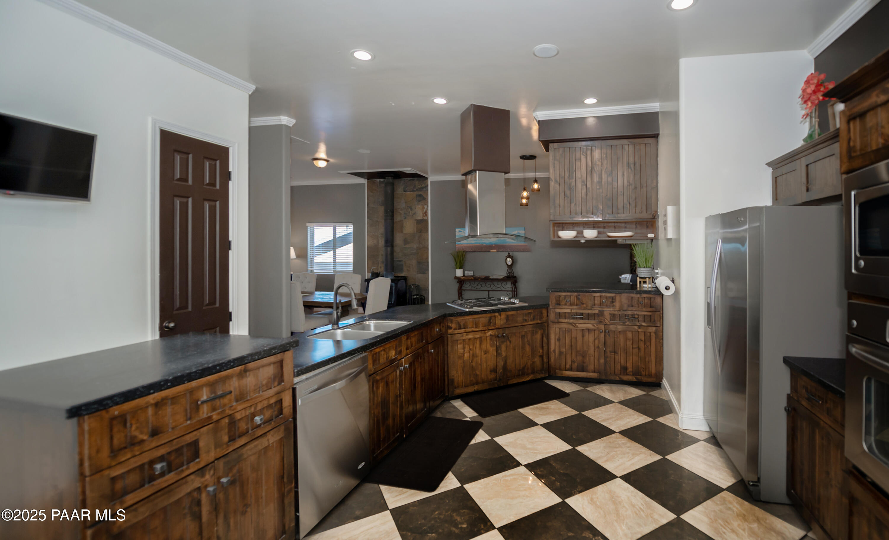 896 Hampshire Avenue