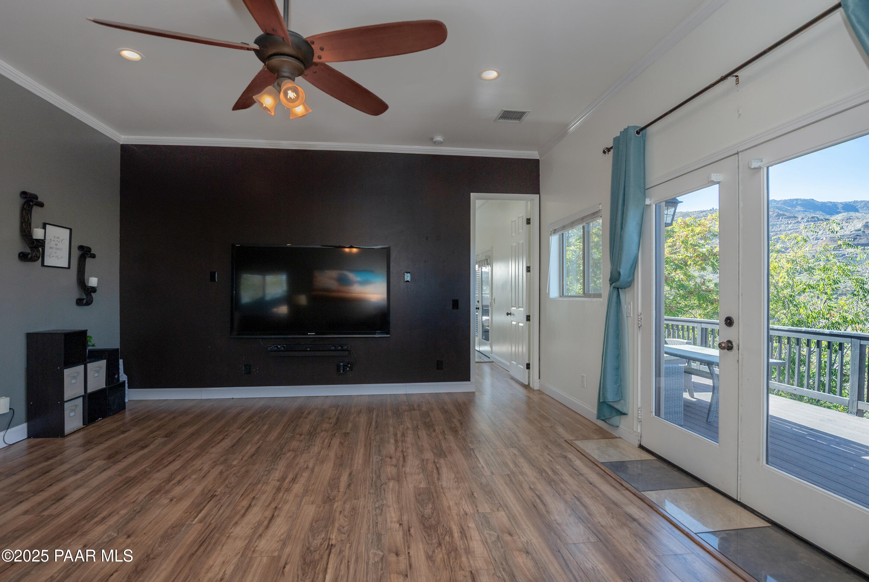 896 Hampshire Avenue