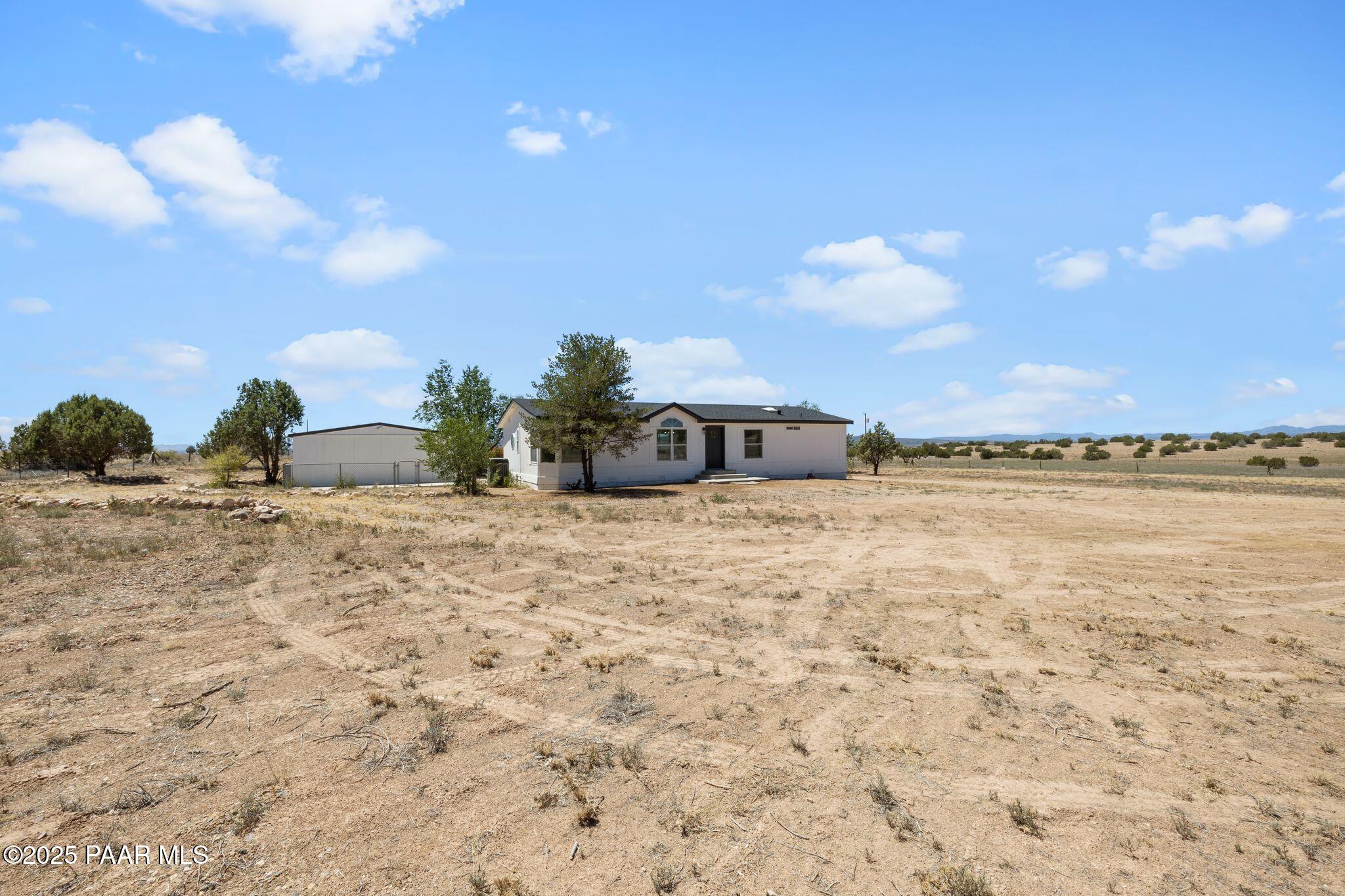 925 W Gina Marie Boulevard