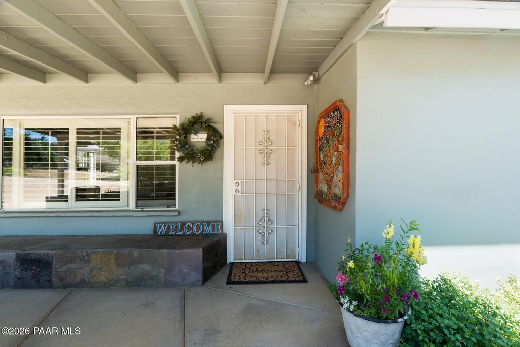 Photo of 1330 Paar Drive, Prescott, AZ 86305 (MLS # 1082259)