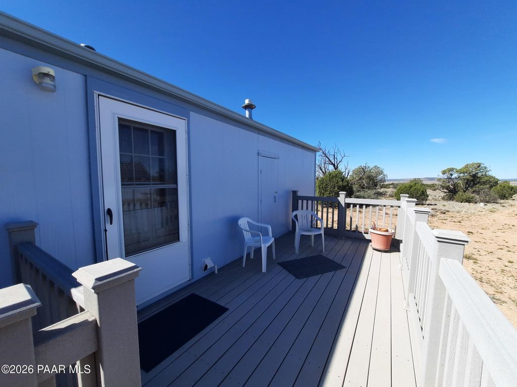 Photo of 37500 W Bullet Road, Seligman, AZ 86337 (MLS # 1080640)