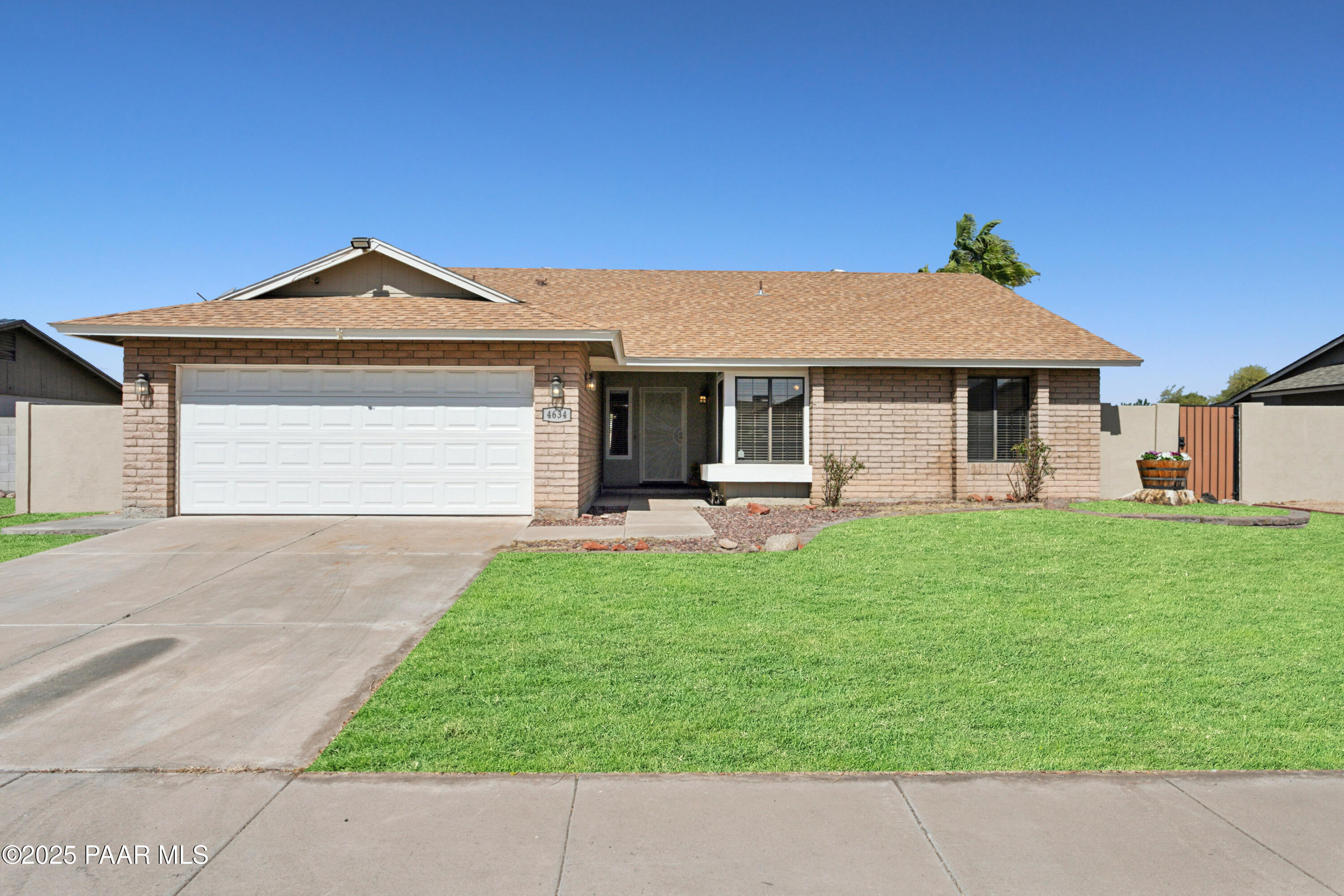4634 W Aire Libre Avenue