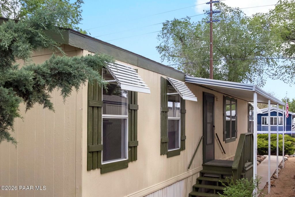 Photo of 11250 E State Route 69 #1125, Dewey-Humboldt, AZ 86327 (MLS # 1081263)