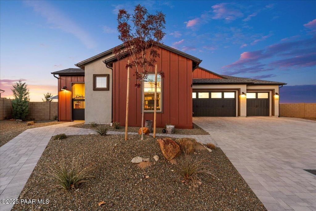 Photo of 3294 Jagged Spire Court, Prescott, AZ 86301 (MLS # 1077996)