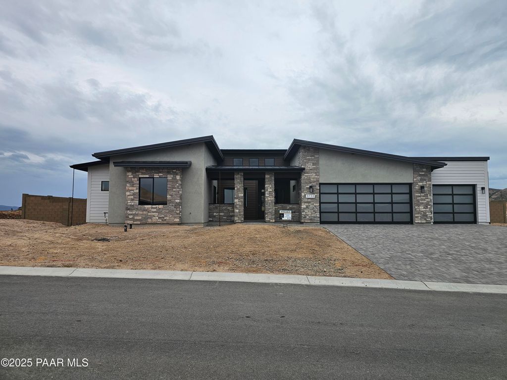 Photo of 3733 Blazing Ore Trail, Prescott, AZ 86301 (MLS # 1077126)