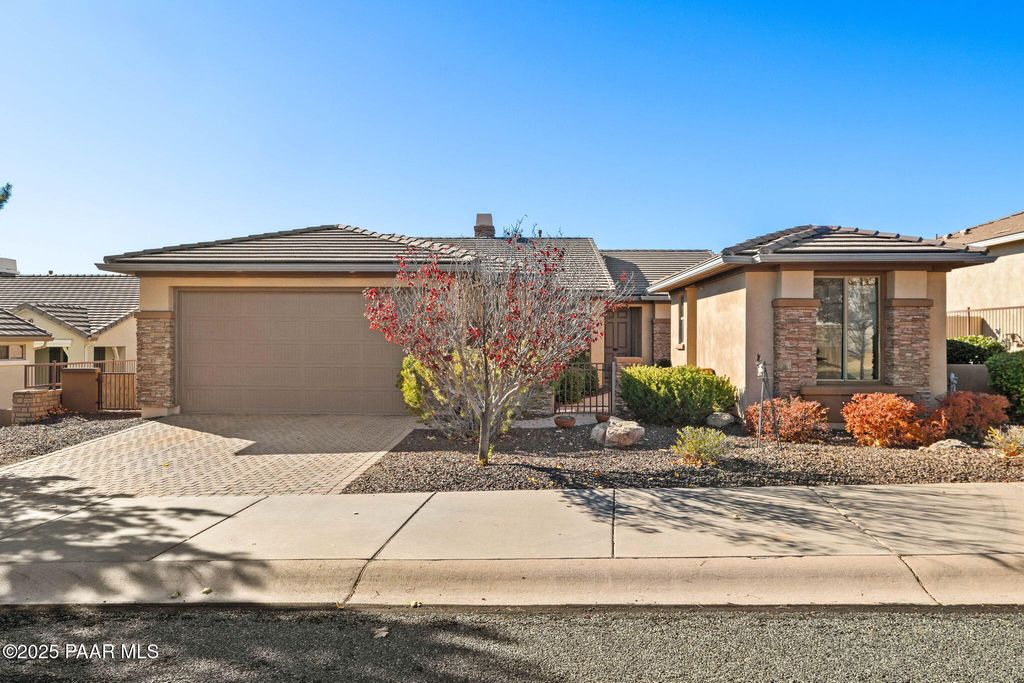 Photo of 1240 Sarafina Drive, Prescott, AZ 86301 (MLS # 1078177)