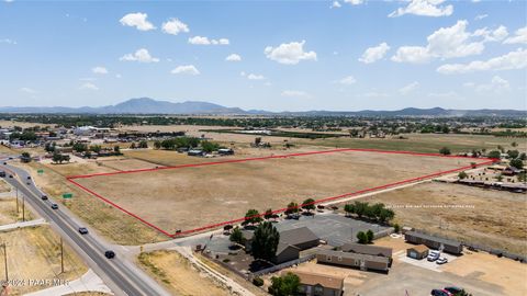 -- Bacon Lane Chino Valley AZ 86323