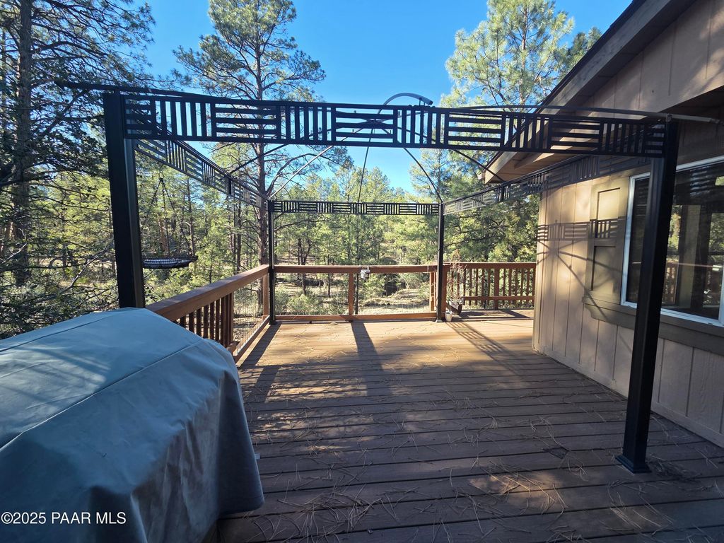 Photo of 306 Indian Hill, Prescott, AZ 86305 (MLS # 1078295)