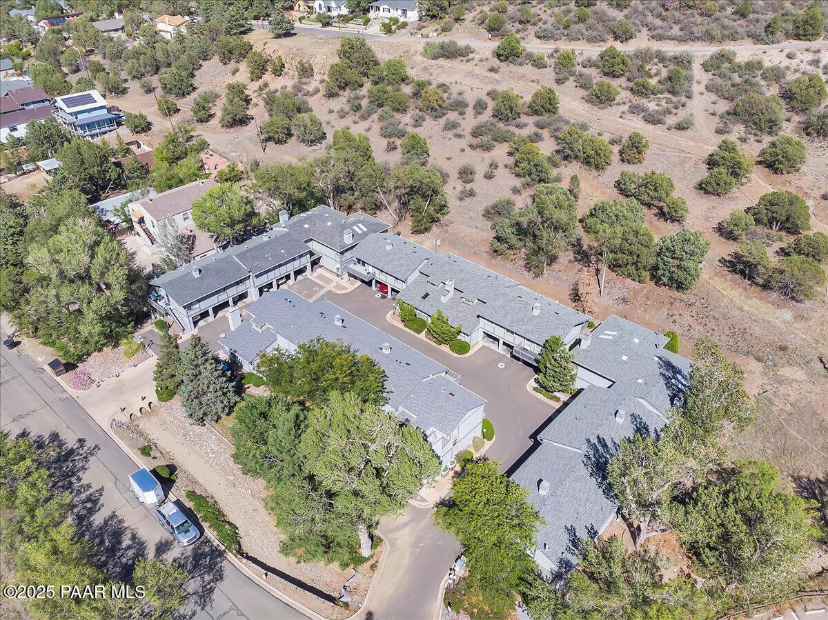 345 S Virginia Street 9