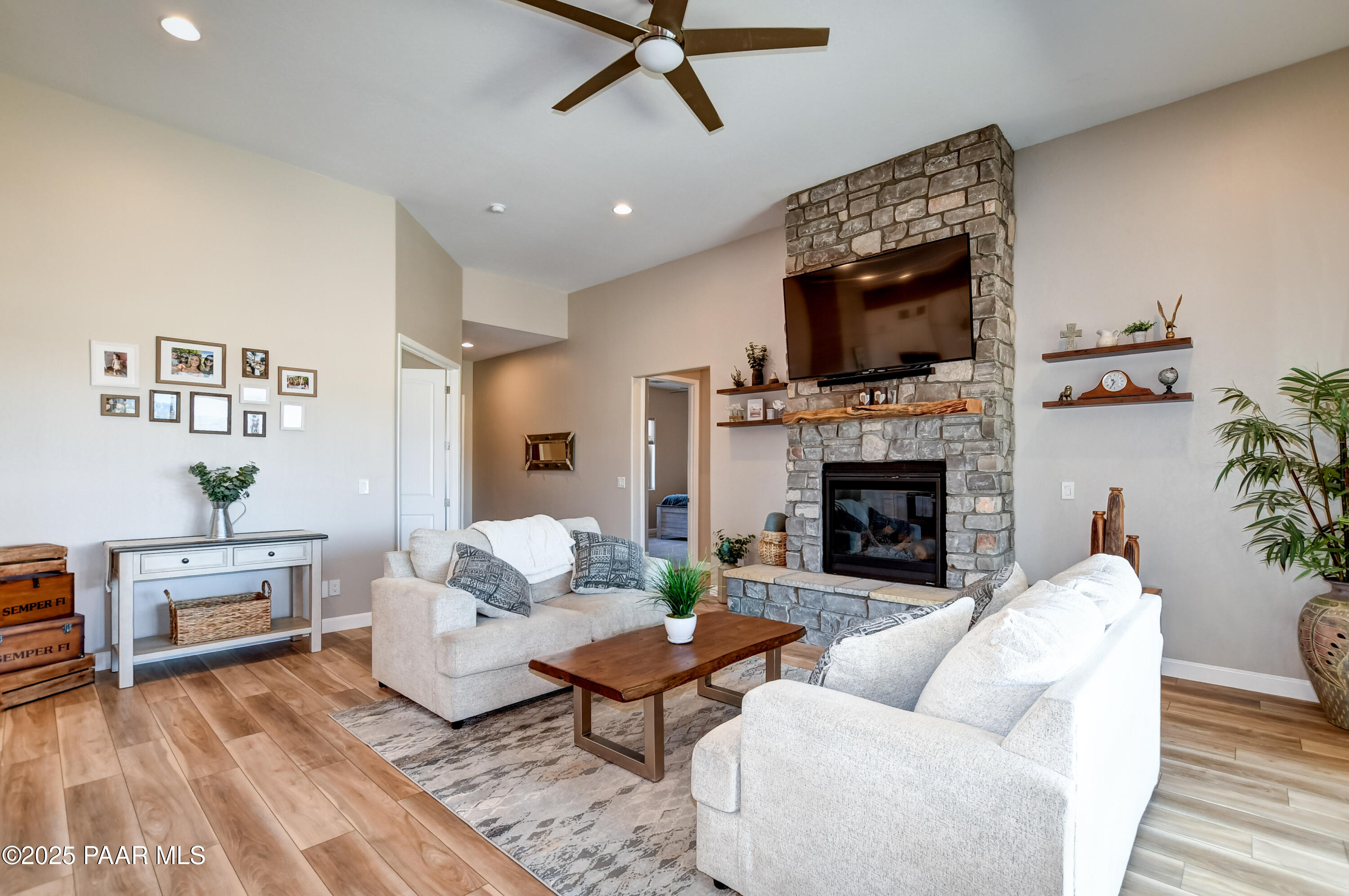 10870 Tessa Lane