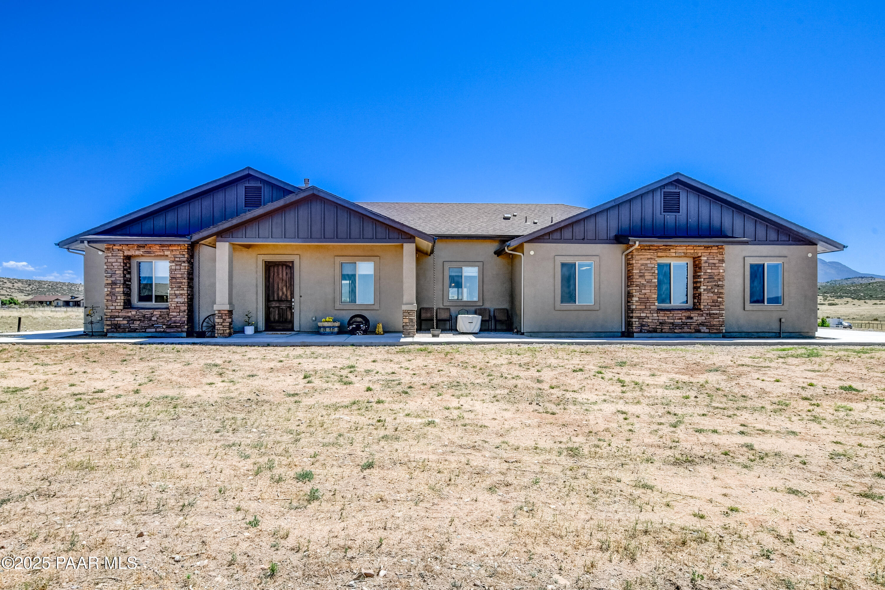 10870 Tessa Lane