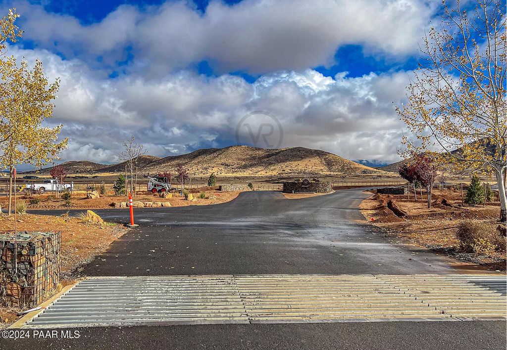 Photo of 10221 E Woven Gold Lot 71 Way, Prescott Valley, AZ 86315 (MLS # 1077899)