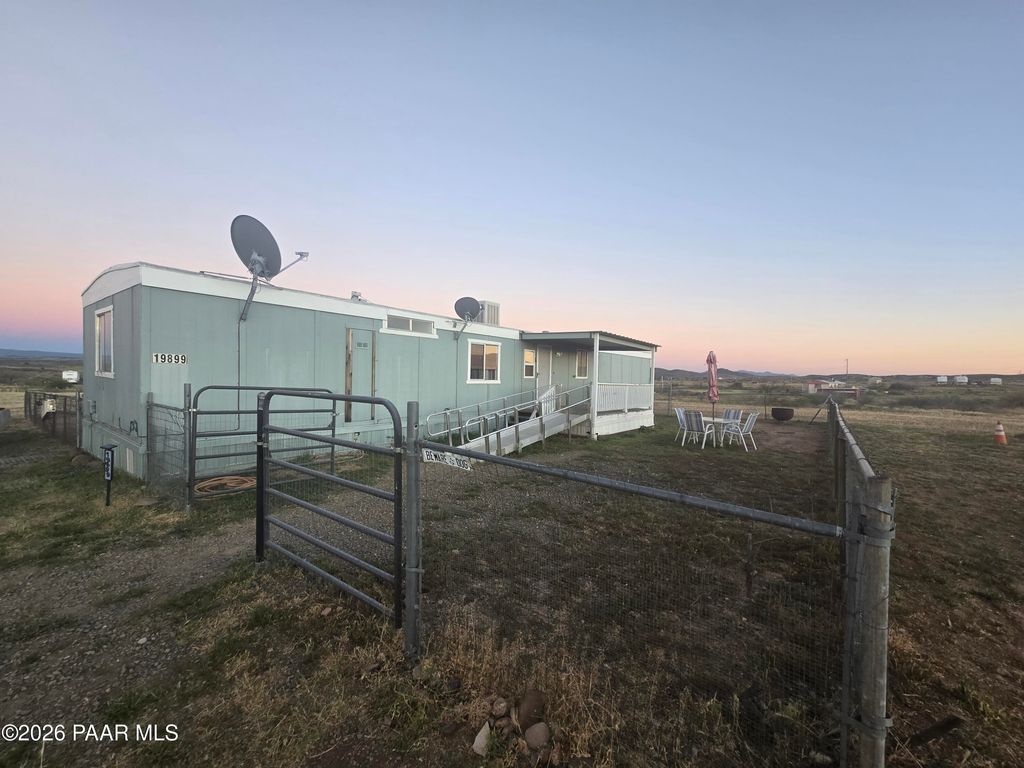 Photo of 19899 E Lichen Lane, Cordes Lakes, AZ 86333 (MLS # 1080490)