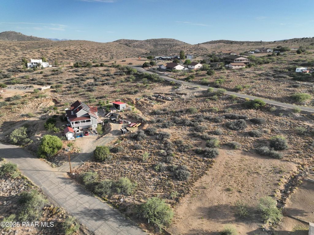 Photo of 20417 E Foothill Drive, Mayer, AZ 86333 (MLS # 1078396)