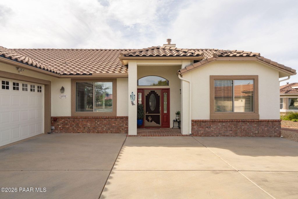 Photo of 10392 E Old Black Canyon Hwy Highway, Dewey-Humboldt, AZ 86327 (MLS # 1081080)