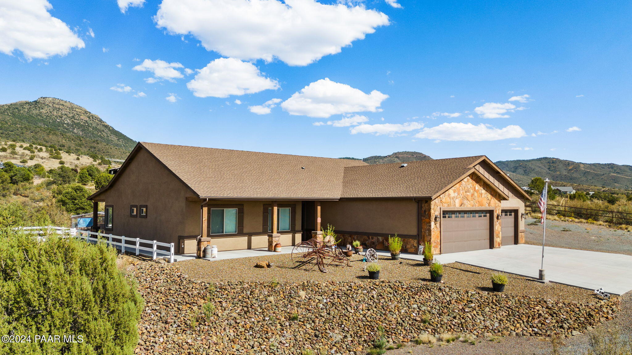 9757 N Heartland Drive