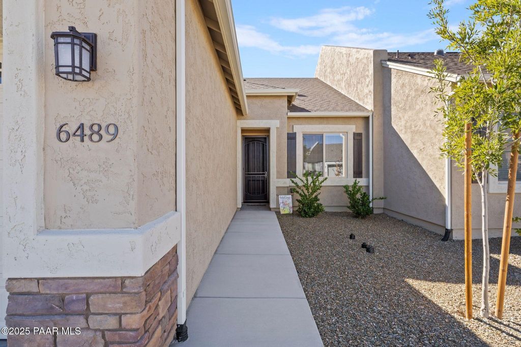 Photo of 6489 E Berkeley Court #16, Prescott Valley, AZ 86314 (MLS # 1077139)
