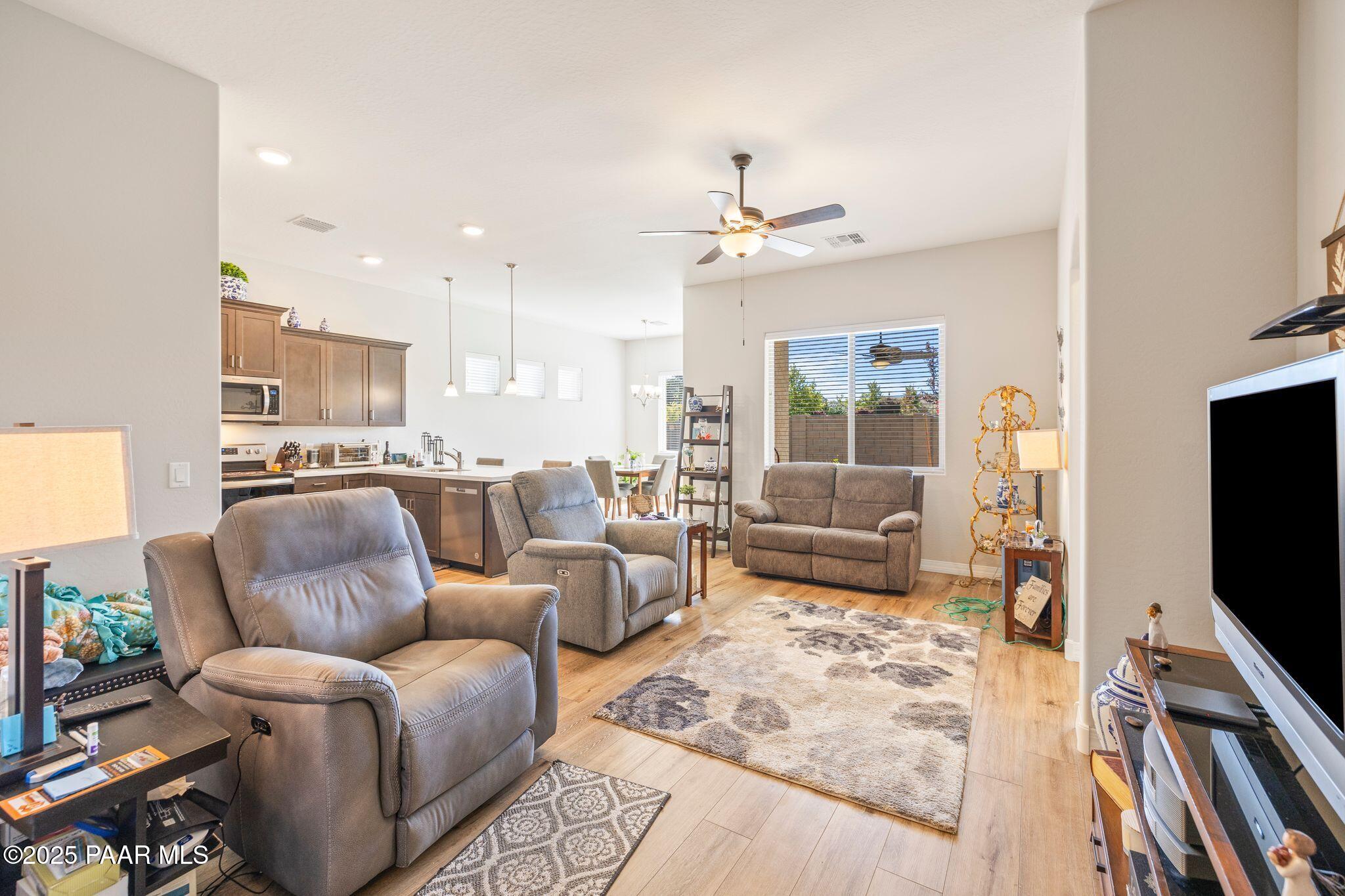 6489 E Berkeley Court 16