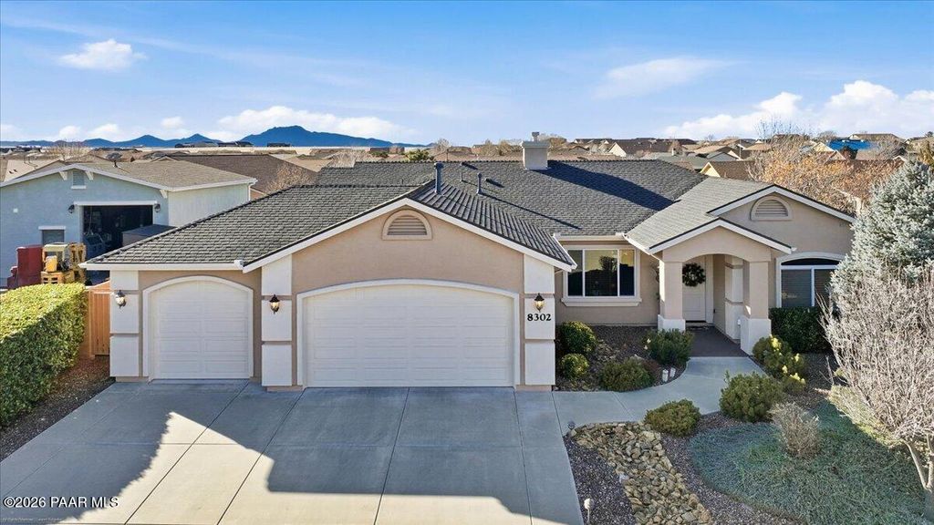 Photo of 8302 N Sage Vista Vis, Prescott Valley, AZ 86315 (MLS # 1079127)