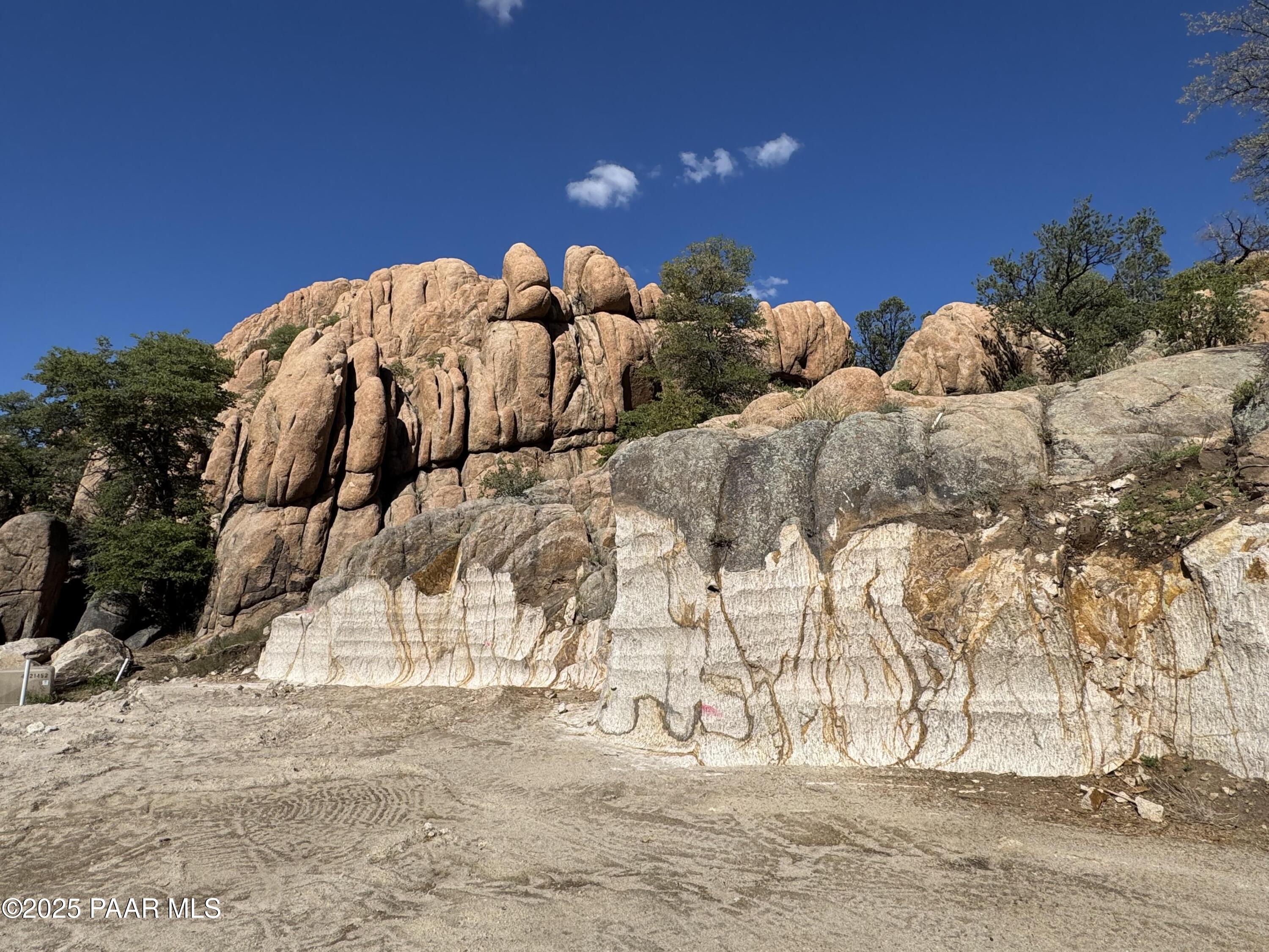 4333 N Twisted Trail
