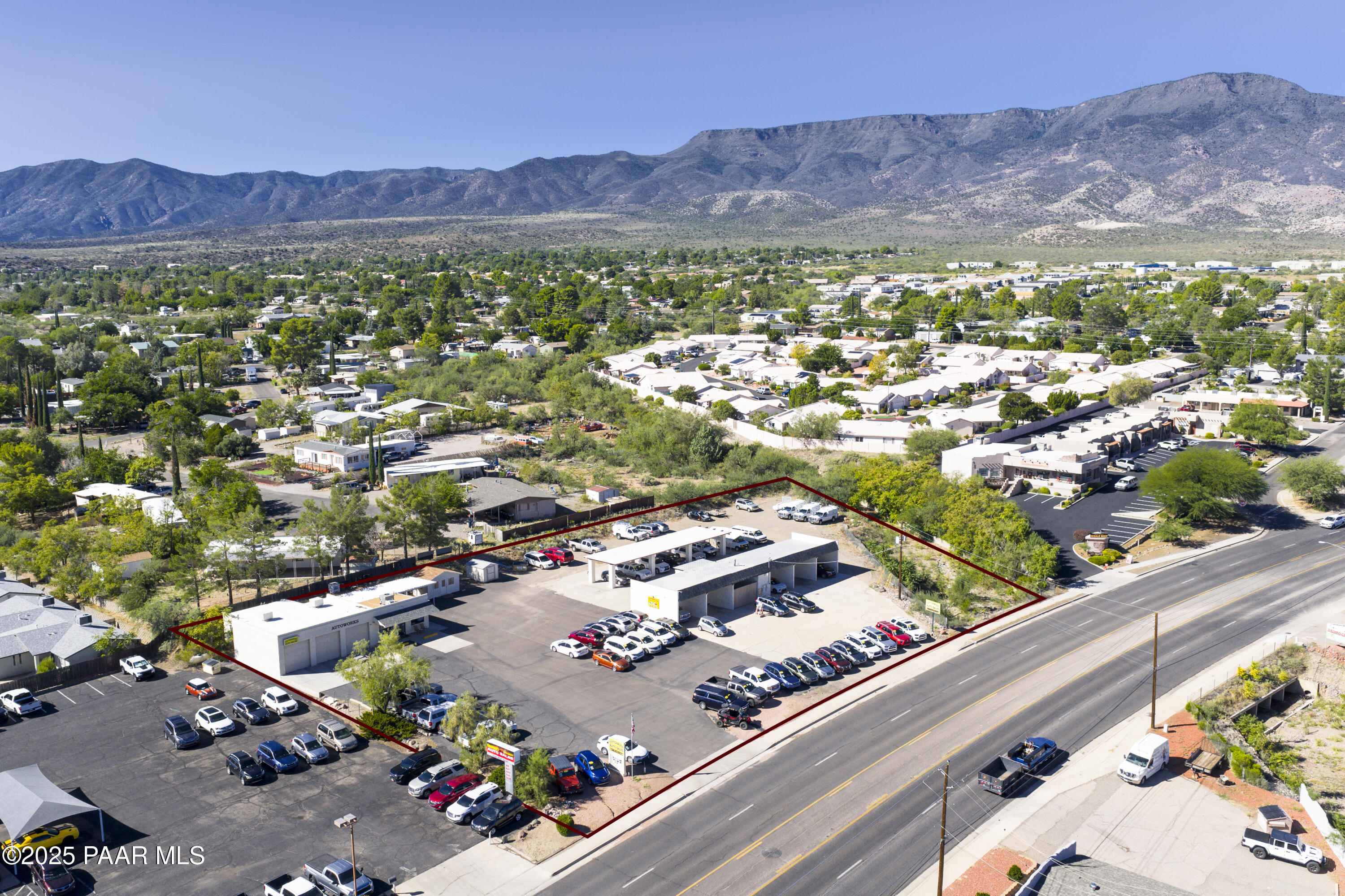 755 / 725 E State Route 89a