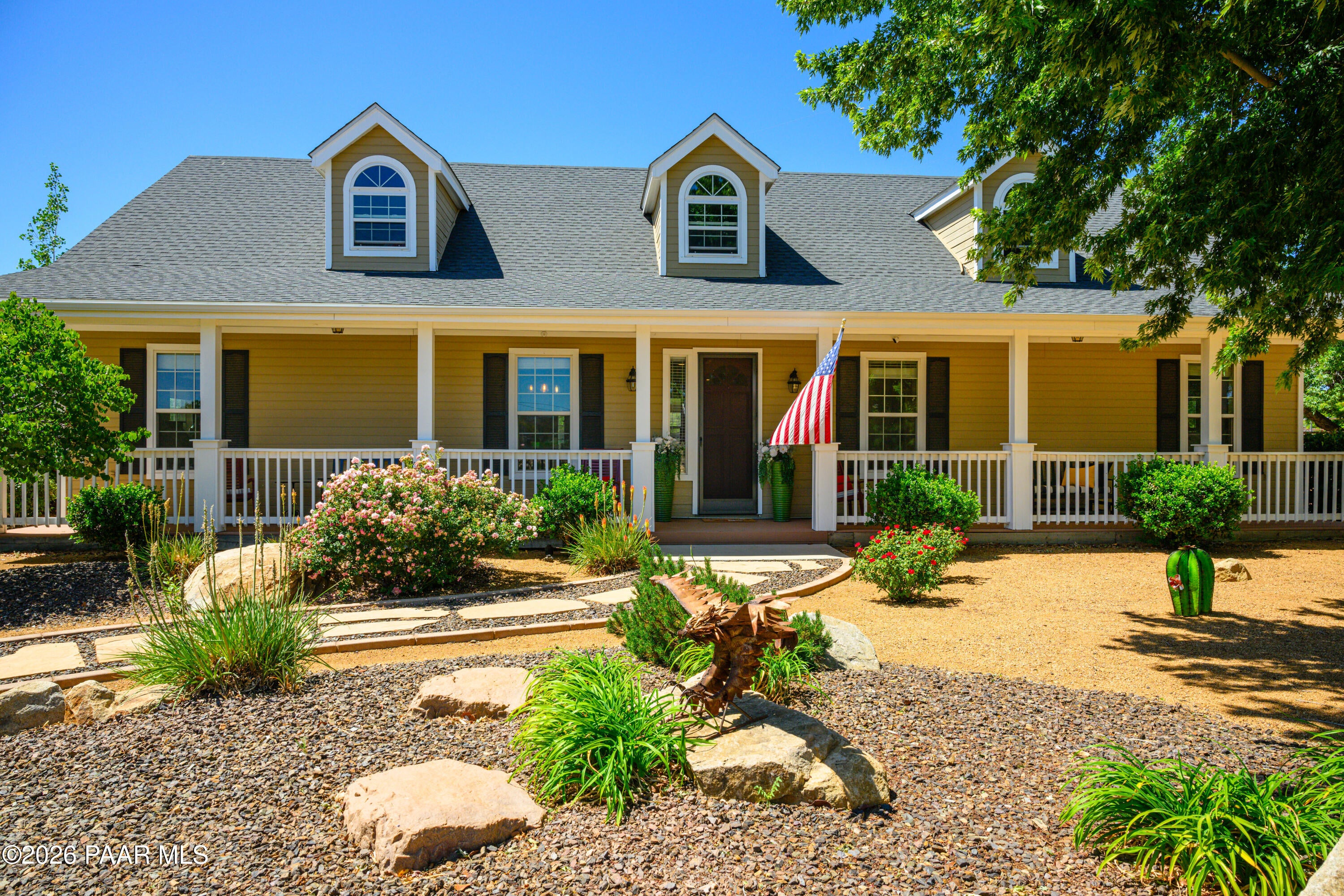1409 W Kelly Drive
