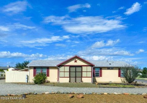 A home in Mayer