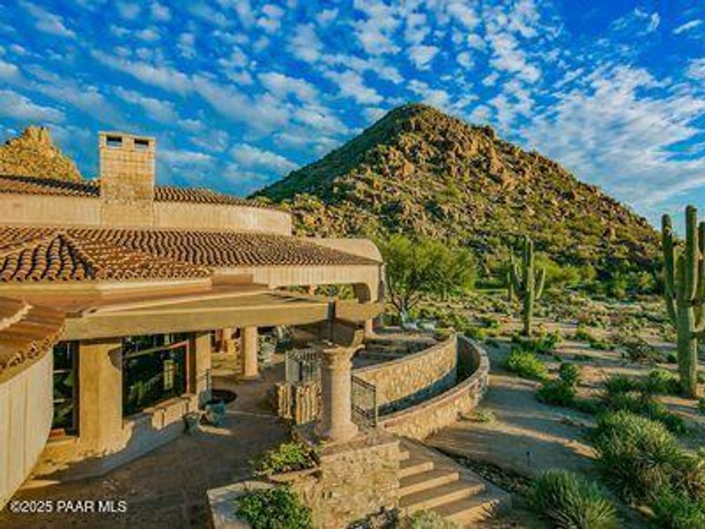 Photo of 9697 E Bajada Road, Scottsdale, AZ 85262 (MLS # 1077821)