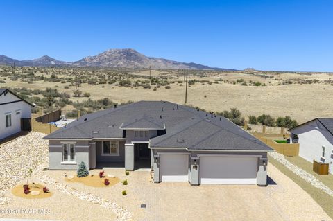Photo of 7046 Wallflower Way, Prescott, AZ 86305 (MLS # 1082411)