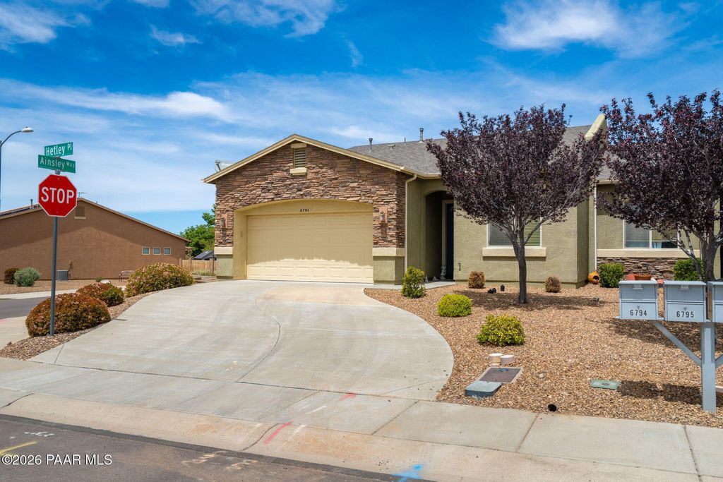 Photo of 6794 E Hetley Place #5, Prescott Valley, AZ 86314 (MLS # 1081542)